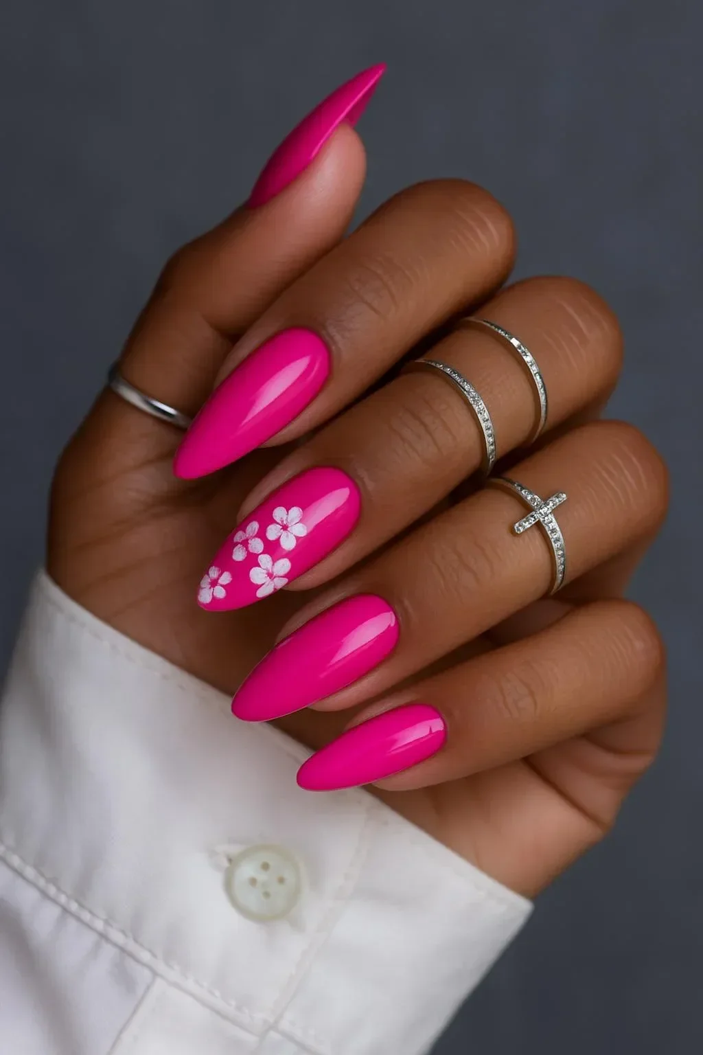 Natural spring nails ideas featuring cute and trendy designs for 2025